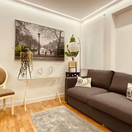 Quiet And Cozy Downtown Apartment A Coruna Exterior photo