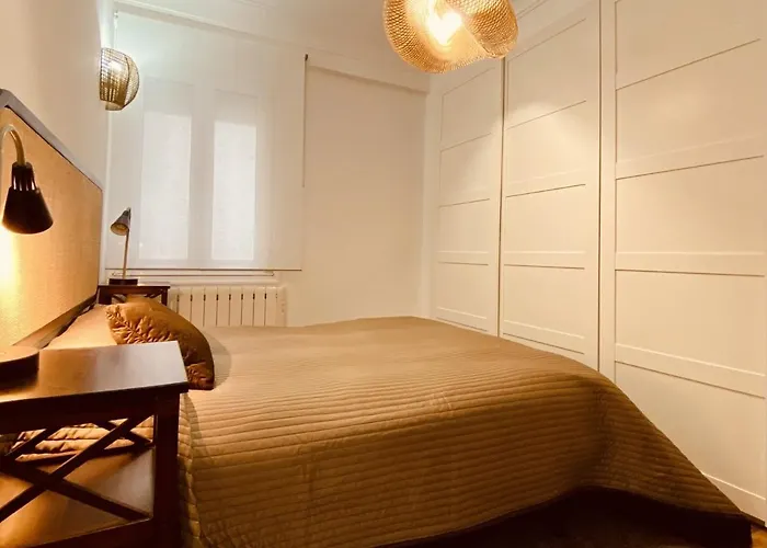 Quiet And Cozy Downtown Apartment
